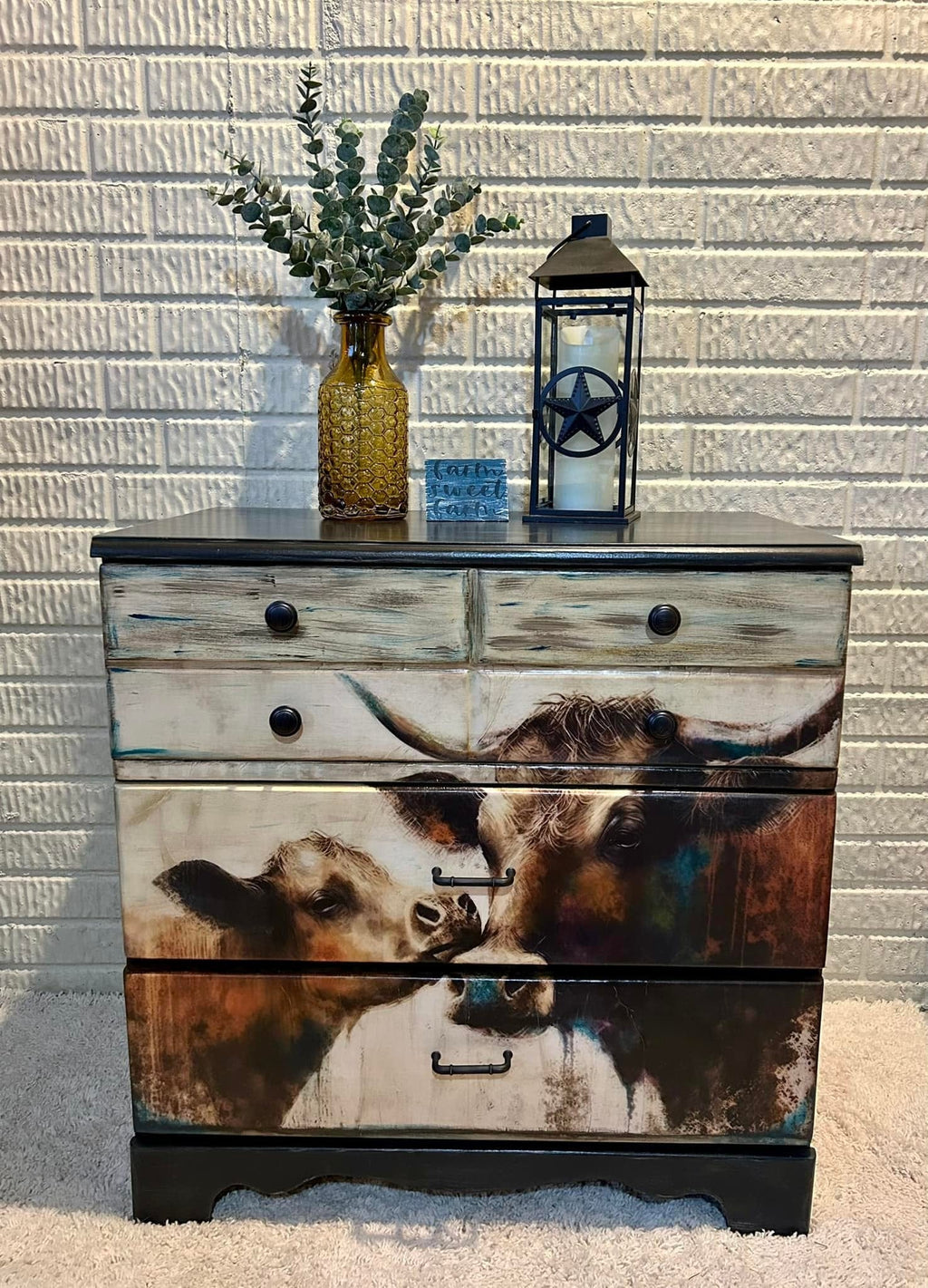 Mooving Moment | 18 lb Decoupage Tissue Paper | 21x29 in